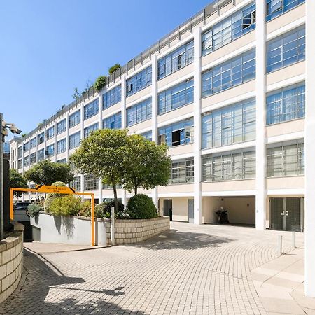 Lovely 2 Bed Flat In Canal Side Gated Development Apartment London Ngoại thất bức ảnh
